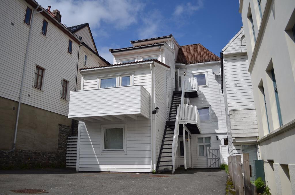 Ls Apartments Берген Экстерьер фото